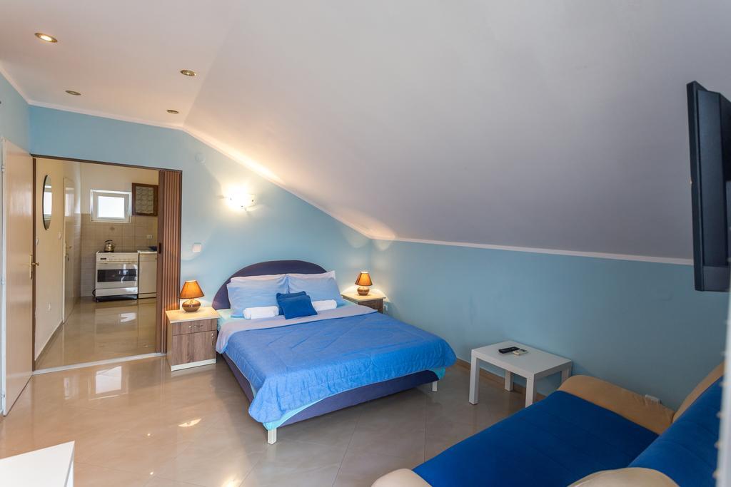 Adriana Apartments Херцег-Нови Экстерьер фото